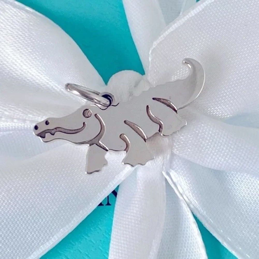 RARE Tiffany & Co. Sterling Silver Alligator Necklace
